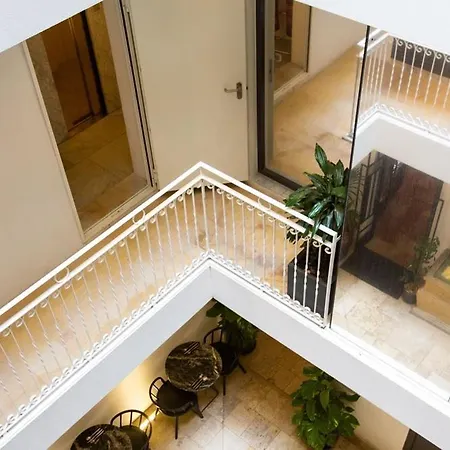 Hotel De